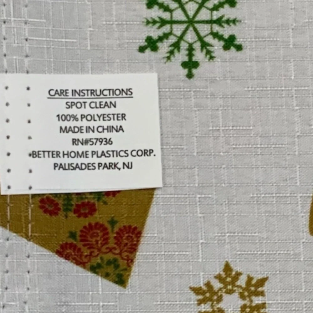 Printed Linen Fabric Placemats Christmas Holiday Reversible 12 in X 18 in White
